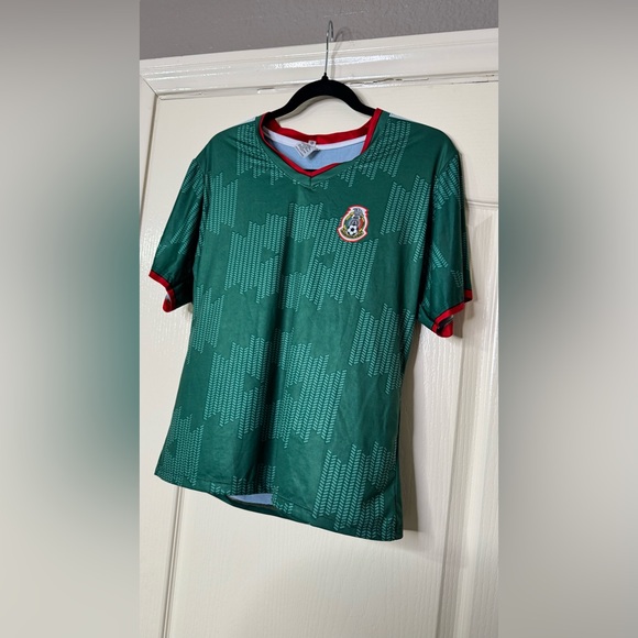 Mexico Jersey Women’s Size L. - Picture 3 of 10